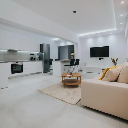 Luxury And Spacius Апартаменти